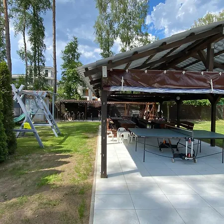 לינה וארוחת בוקר Magnolie פוביירובו