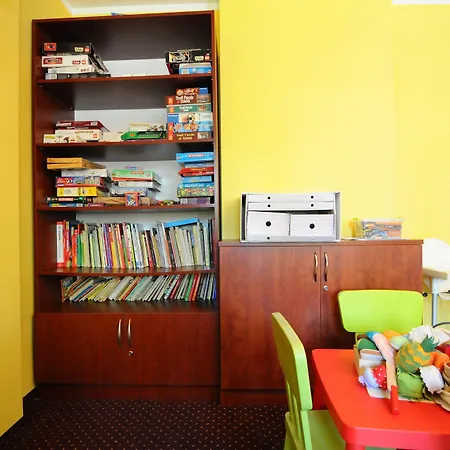 לינה וארוחת בוקר Magnolie פוביירובו